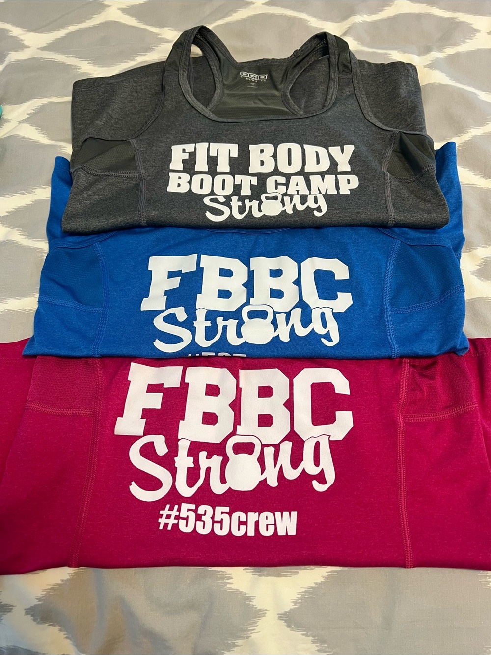 Lot of 5 Fit Body Boot Camp Graphic Tanks